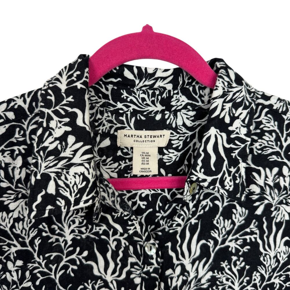 Martha Stewart Black and white coral print button up tunic top swim Size Medium - Picture 5 of 11